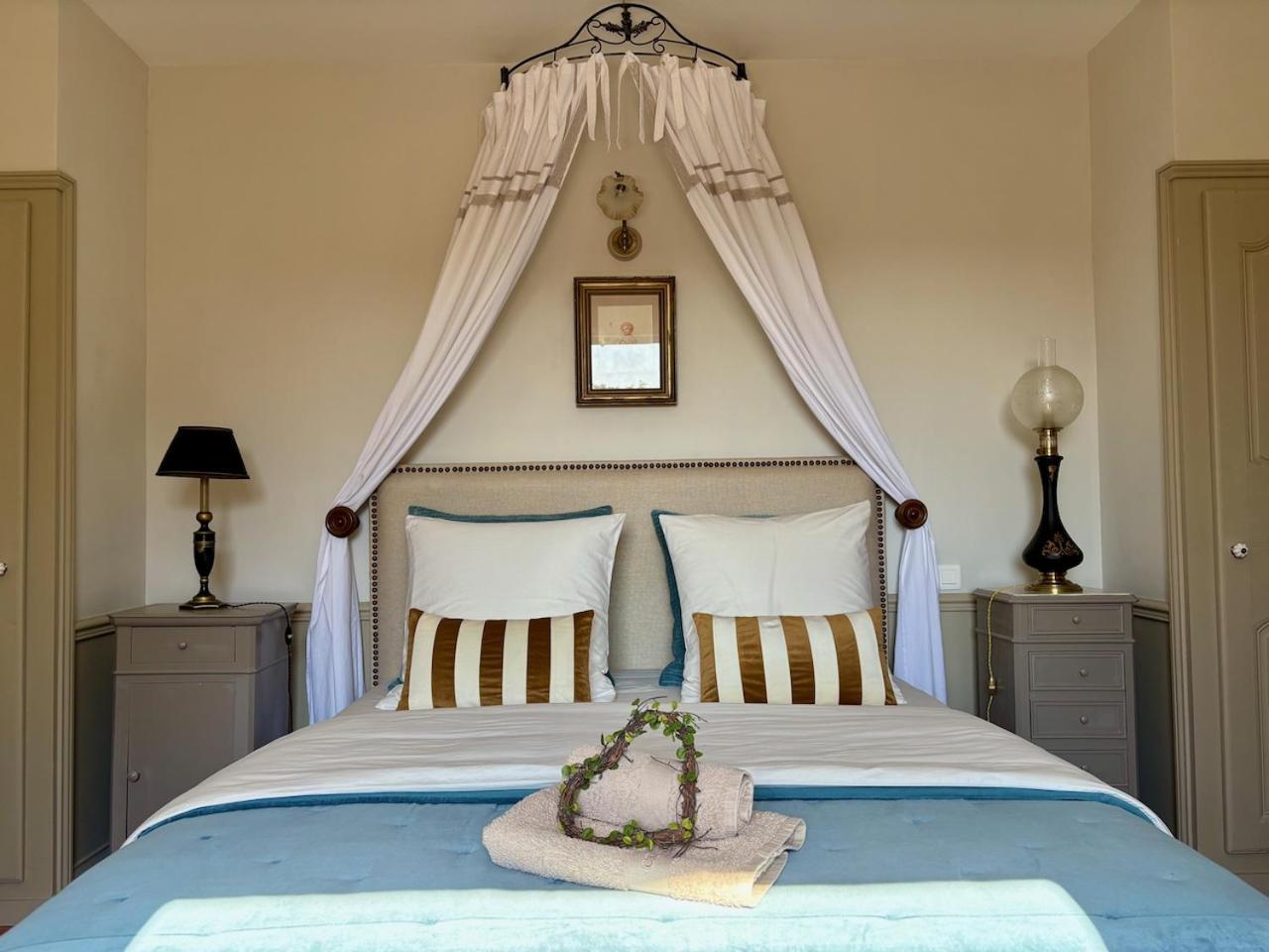 Bed and Breakfast Les Aurochs Гримо Экстерьер фото