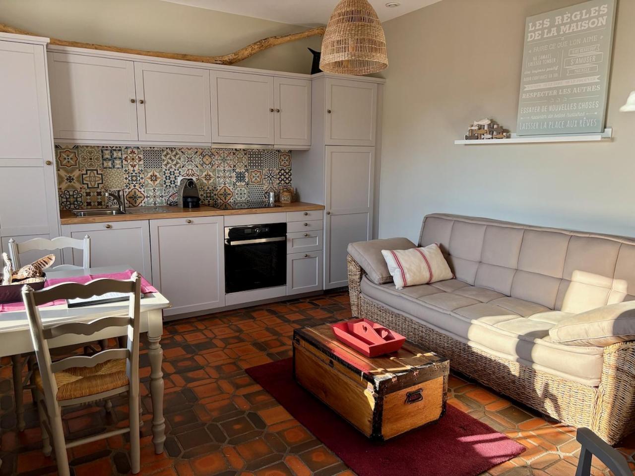 Bed and Breakfast Les Aurochs Гримо Экстерьер фото